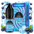 Botella de e-liquid Bombo Bar Juice Ultra Blueberry Ice de 10 ml con etiqueta en tonos azules, junto a su caja, acompañada de arándanos y hielo que evocan un sabor dulce y refrescante.